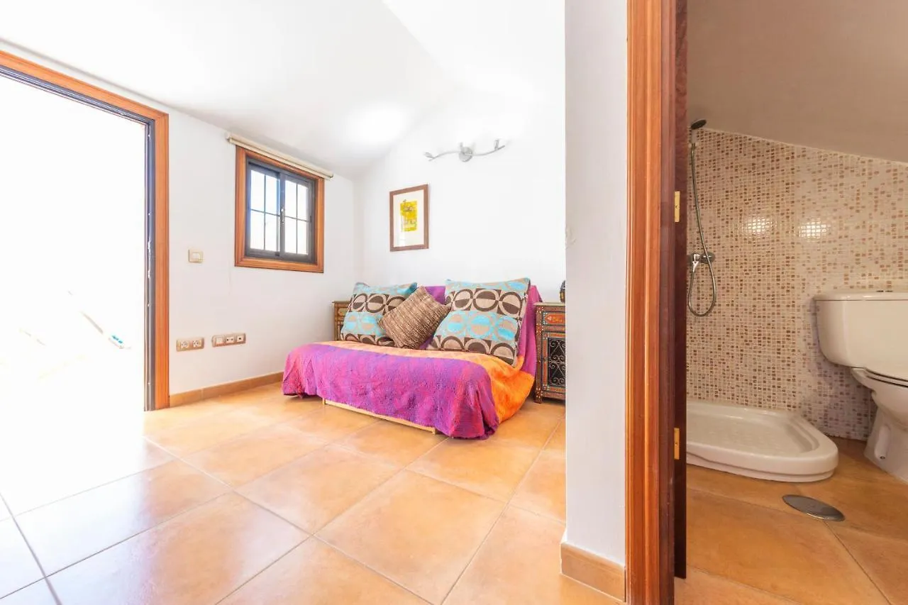 Medano4You Las 3 Fridas El Medano  Spain