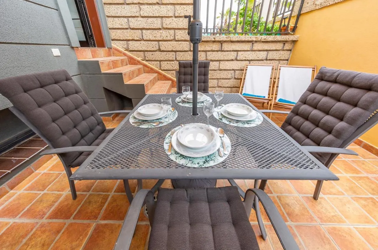 Holiday home Medano4You Las 3 Fridas El Medano  Spain